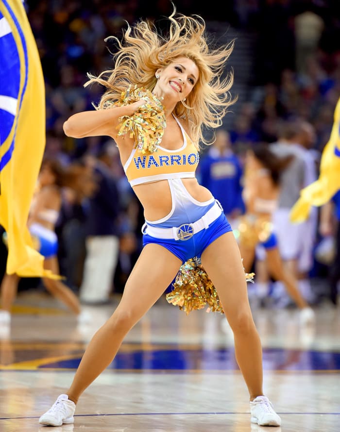 Golden-State-Warriors-Dance-Team-462863688_master.jpg